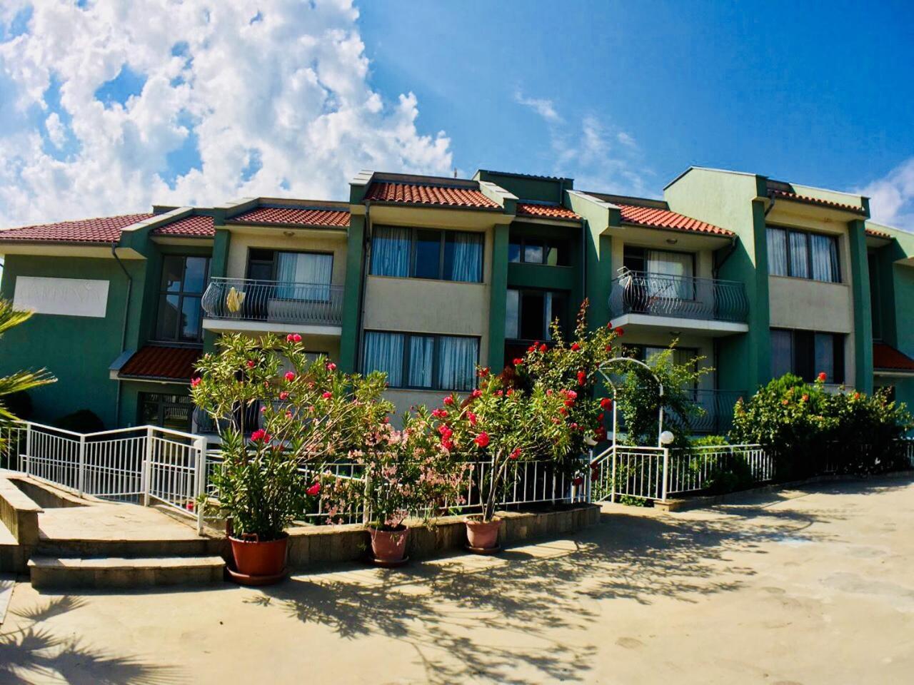 Gardenia Suites Sozopol Exterior photo